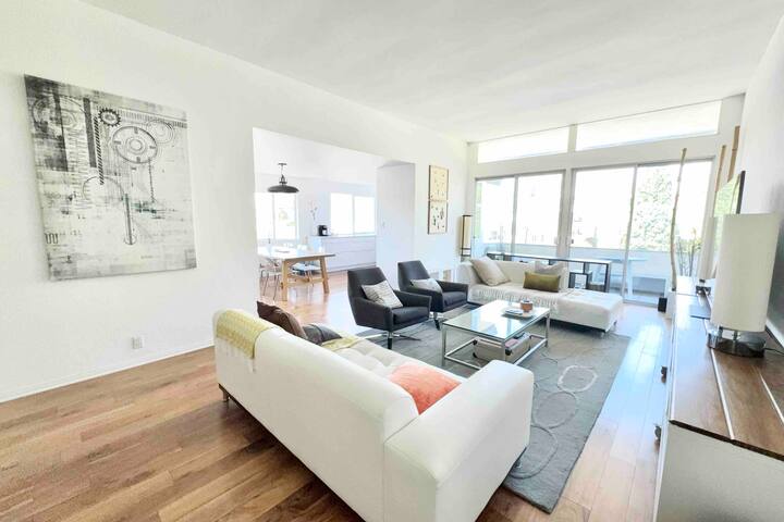 Lucky Vacationers, Project Mgr, Hybrid, Remoter gallery image 4