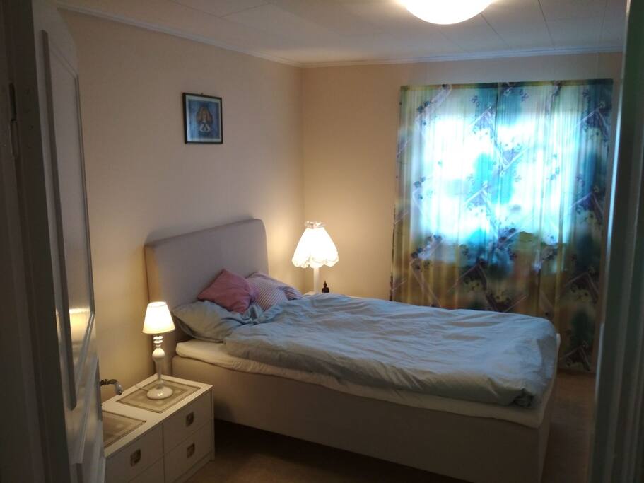 The guest room