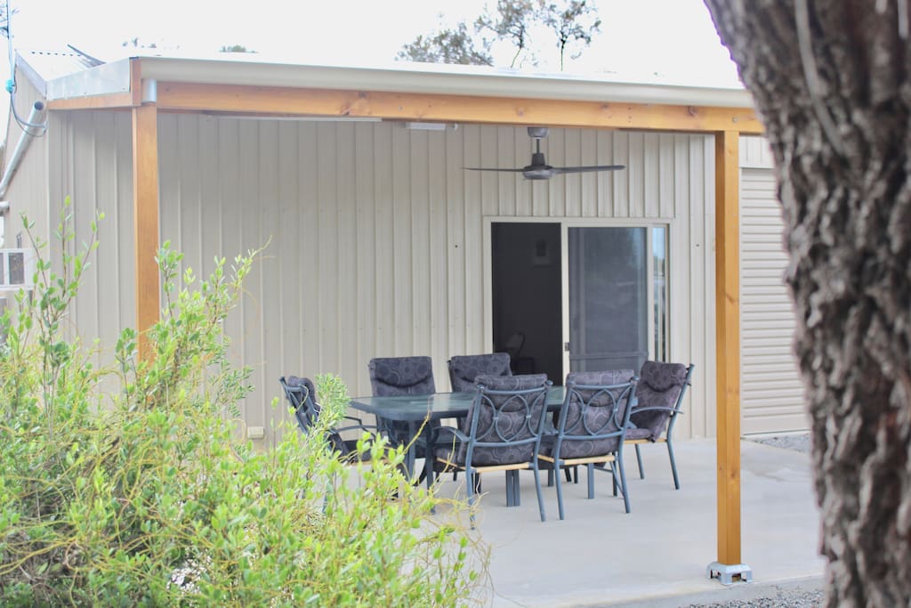 Outdoor area at front