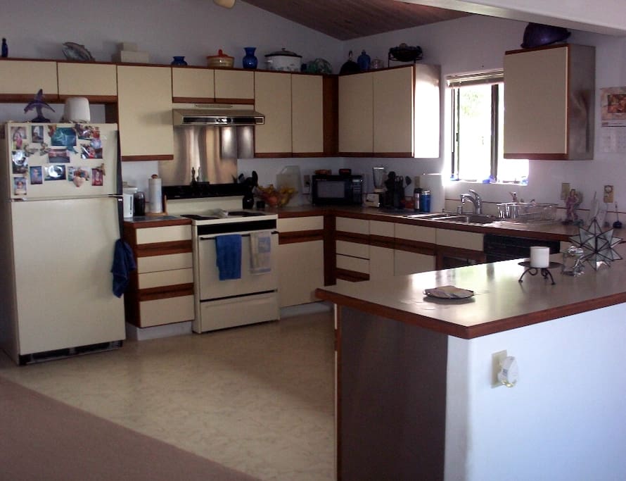 Large spacious kitchen to nourish you.