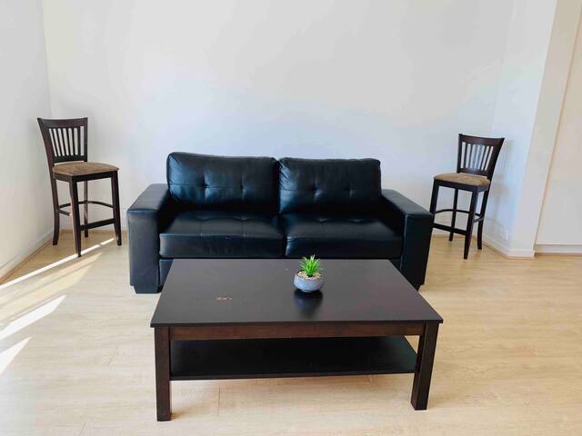 Peaceful room near to the Airport