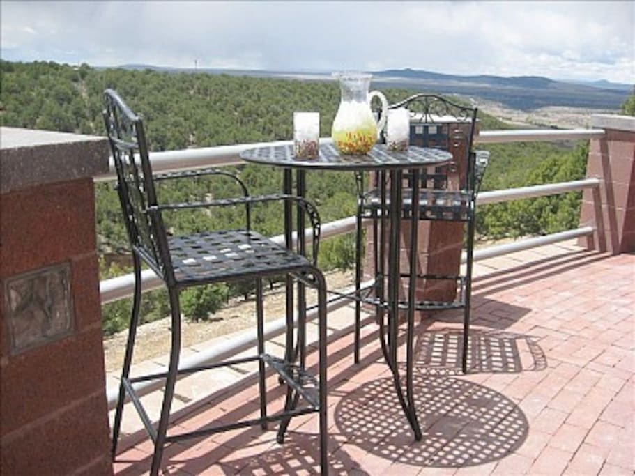 Magaritas on the magnificent brick-pavered outdoor living area--VIEWS, glorious views