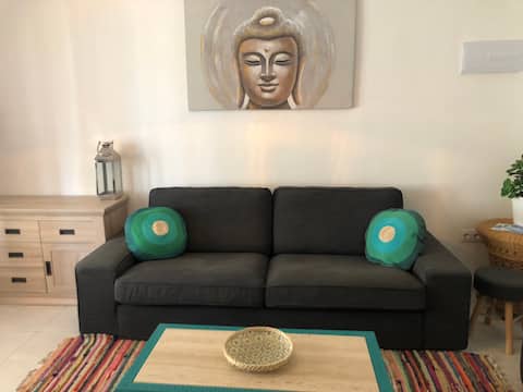Top Airbnb: Relaxing 2 bed apartment, use of private pool in Calp