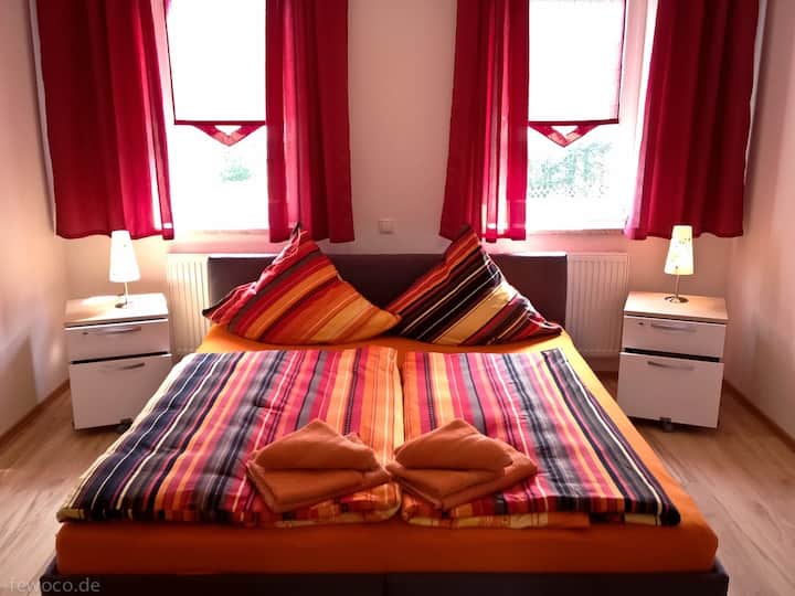 Schlafzimmer / Schlafraum