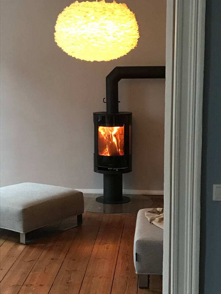 Central quiet cosy - private bathroom with shower