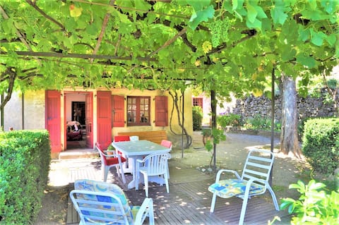 "Le Cocon des Horts", traditional Mas