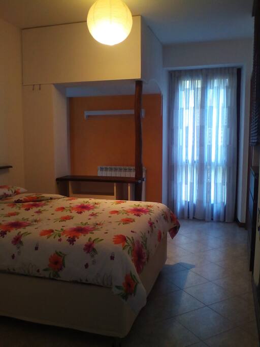 Letto a una piazza e mezza in camera