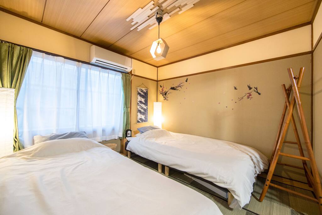 2nd Floor main bedroom