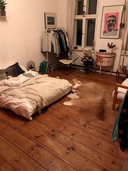 Your Room (privat)
