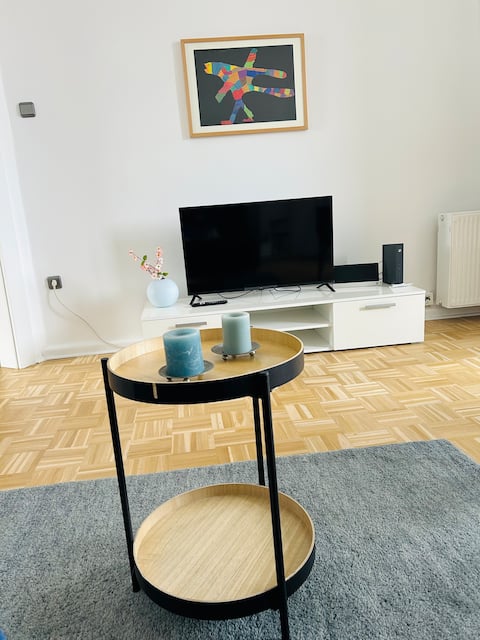 Top Airbnb: Charming, bright old building apartment in the south quarter in Rüttenscheid