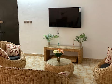 Fully furnished and secure 3-room villa