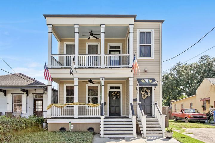 Luxury 4BR| Walk to Magazine St & Streetcar (Down) gallery image 2