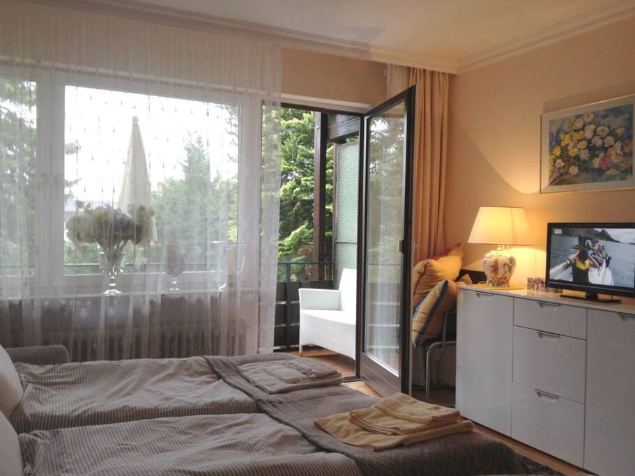 Zum Balkon