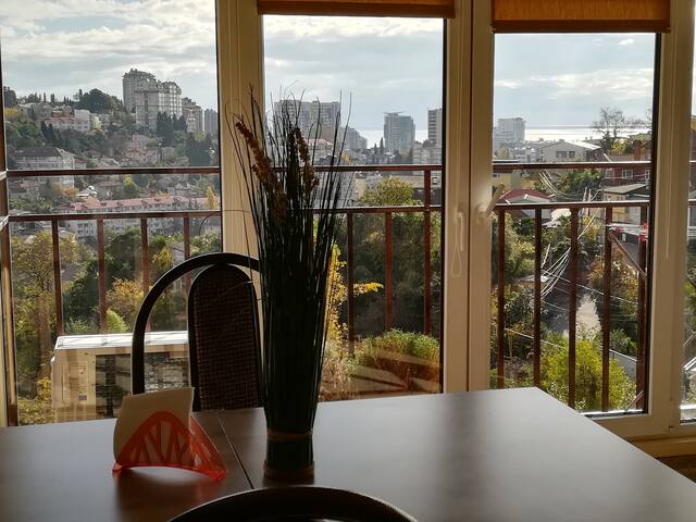 Гостевые апартаменты с видом на горы и море