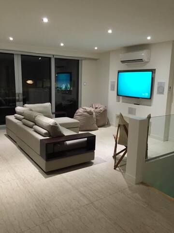 Mermaid Views gallery image 3