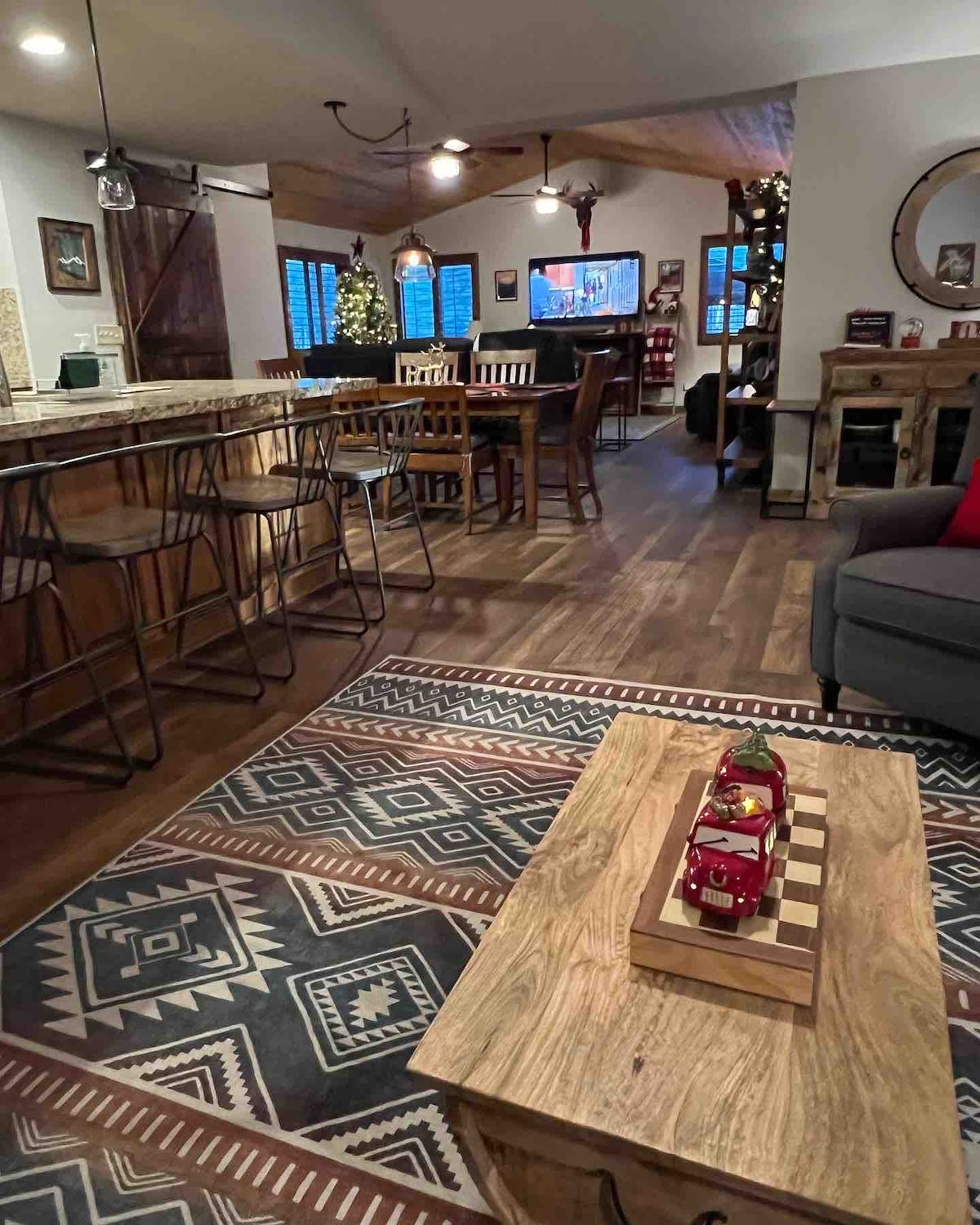 Popular Airbnb listing: Cozy cabin under tall pines ~ Uncle Buck’s Cabin in Gila County