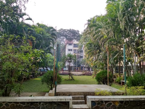 *Women Only*- A warm & welcoming independent room