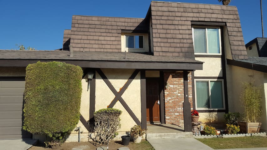 2 Bedrooms combo for 4 to 7, subject to availablty