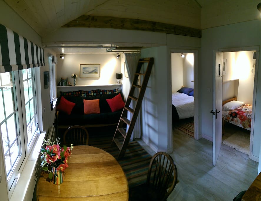 Main room (north view)