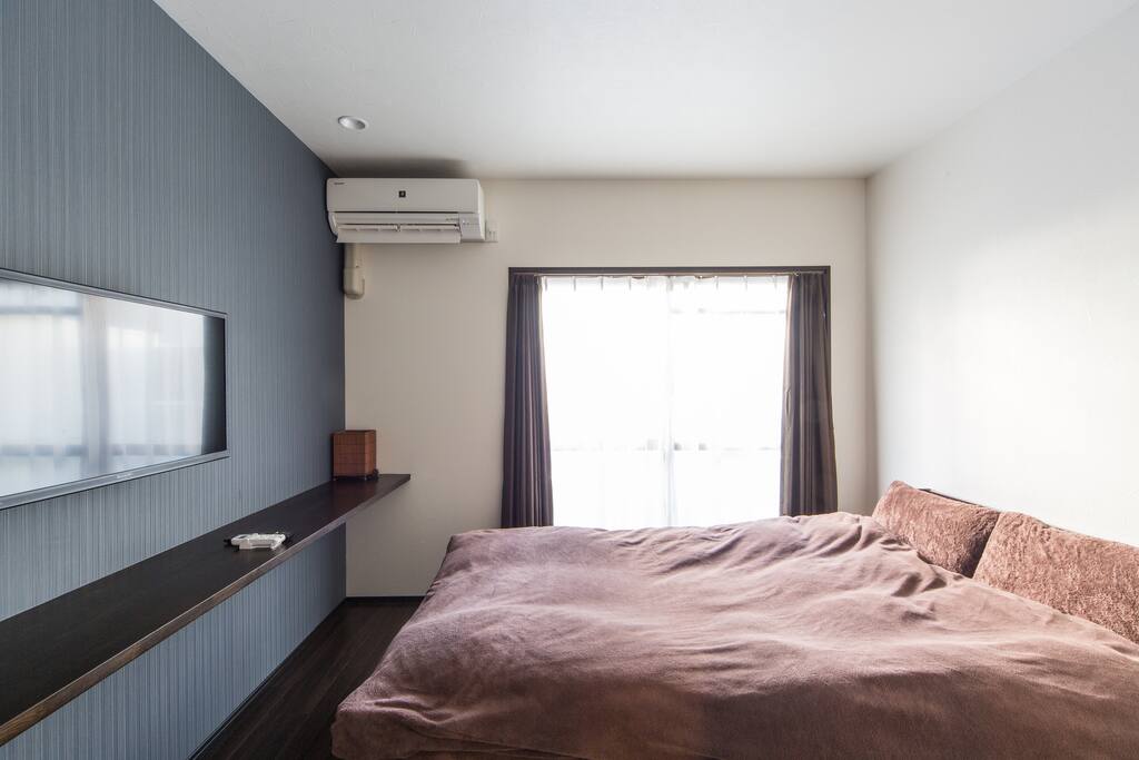 Double-bed(140
×200)