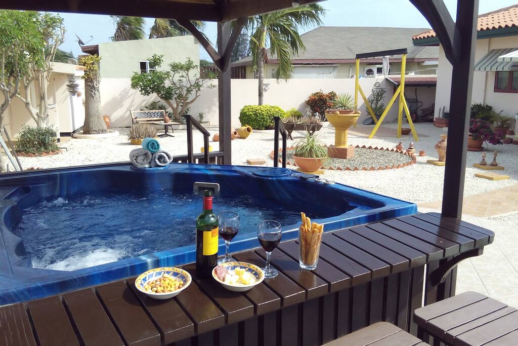 Jacuzzi and Private Garden