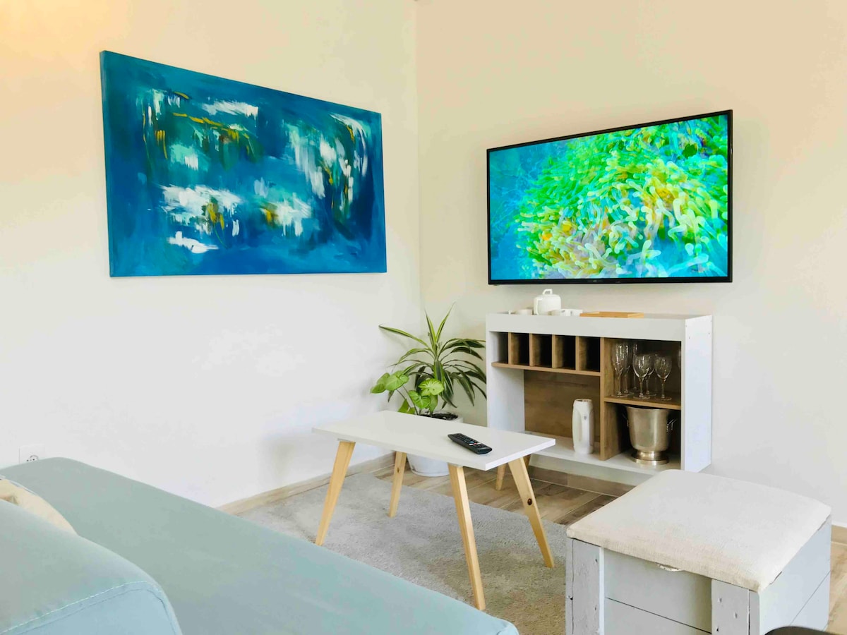 Proprietà Airbnb di successo: Spectacular, fully-equipped loft just steps from the sea a Playa Hermosa