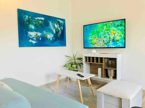 Propiedad de Airbnb exitosa: Spectacular, fully-equipped loft just steps from the sea en Playa Hermosa