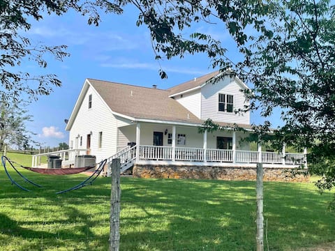 Johnson Creek Farmhouse
