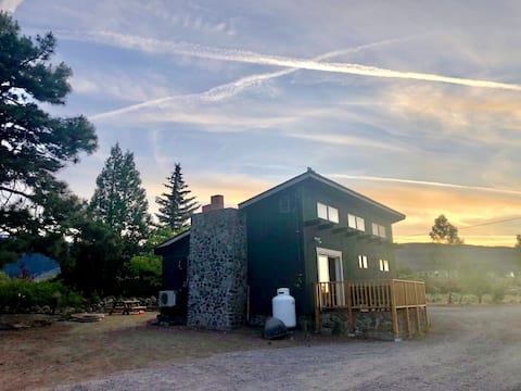 Truckee River Vacation Rentals & Homes - United States | Airbnb