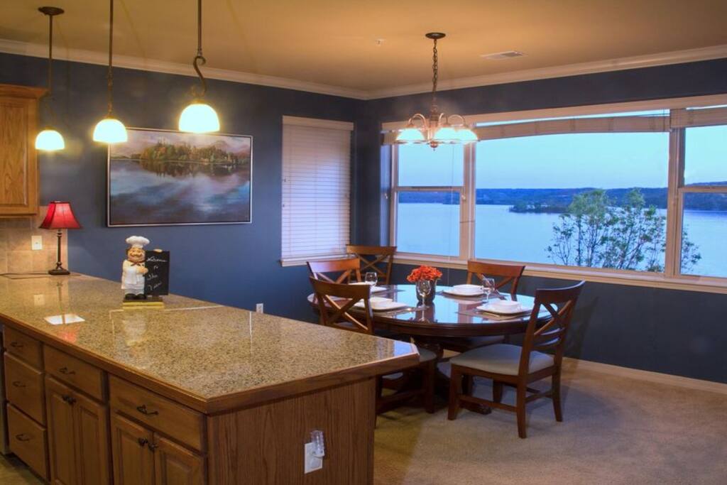 Everyone Has a View While Dinning