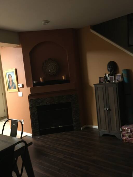 Living room/dining room