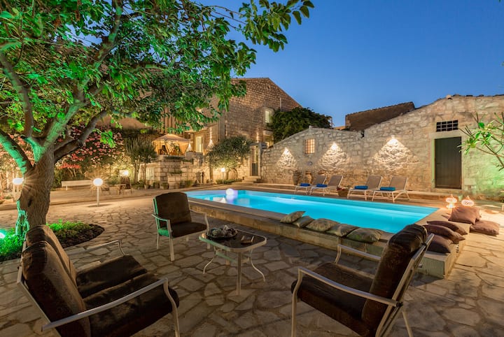 Villa La Forma dell'Acqua: park, swimming pool, BBQ, Wi-Fi