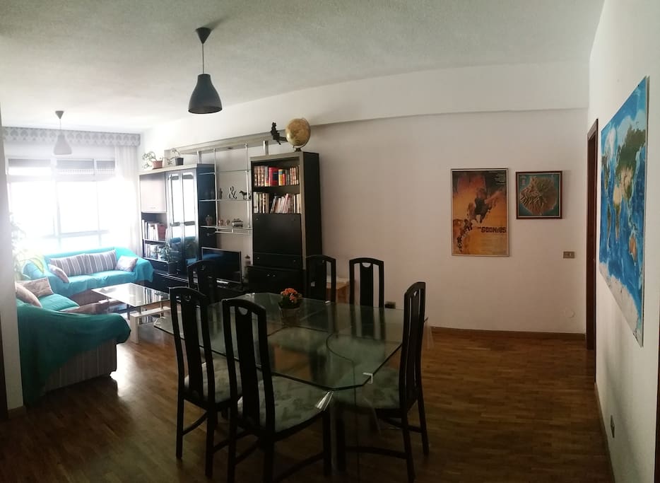Salón - Comedor/Living Room