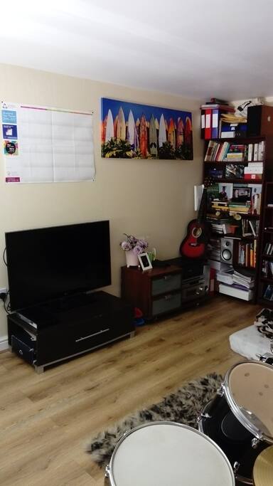 This is the lovely open plan living room and kitchen to share with me