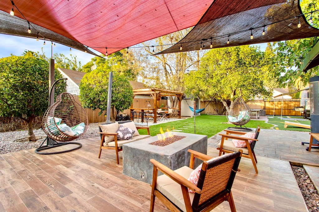 1919 Craftsman Casita with Backyard Oasis & NEW AC