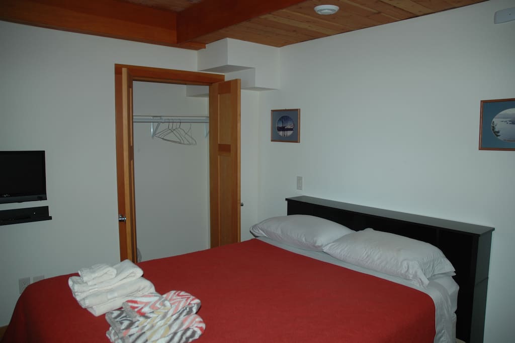 West Bedroom closet