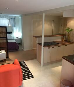 Noosa studio/room self contained