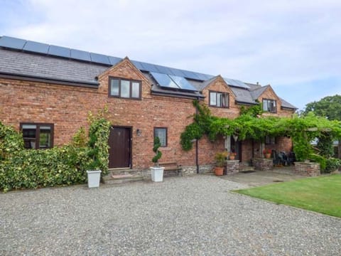 14 Berth Country House, Private Heated Indoor Pool