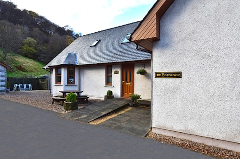 Modern 3 bedroom house in Fort William centre
