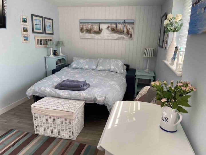 Hengistbury Head Holiday Rentals & Homes Southbourne, Southbourne