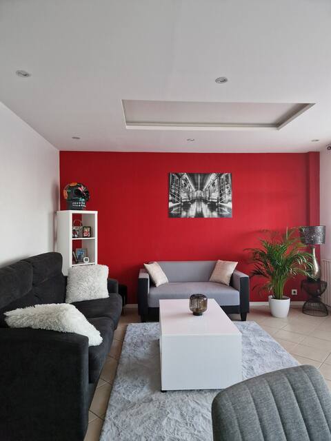 Massy apartment 103 m 2 close to transport