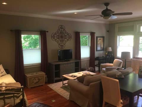 Popular Airbnb listing: Sea Road Escape in Kennebunk