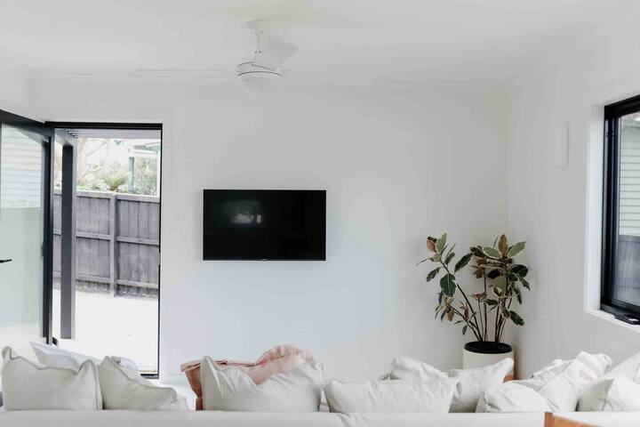 3 Bedroom Cottage By The Beach - Inverloch