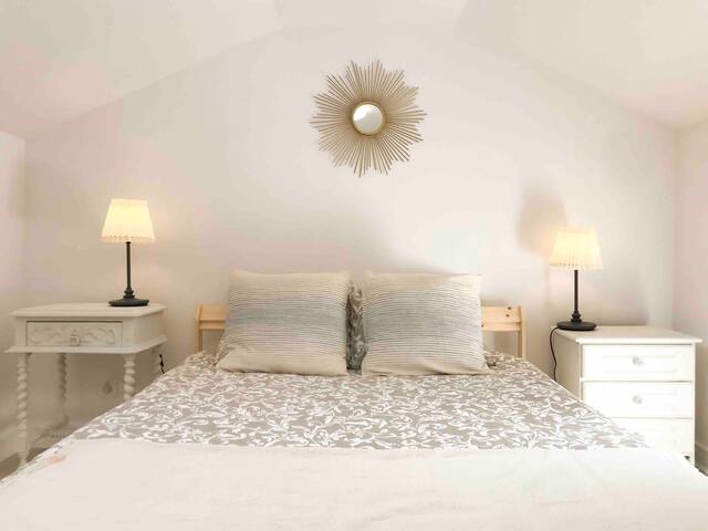 Comfortable room in Belém (Private Bathroom)