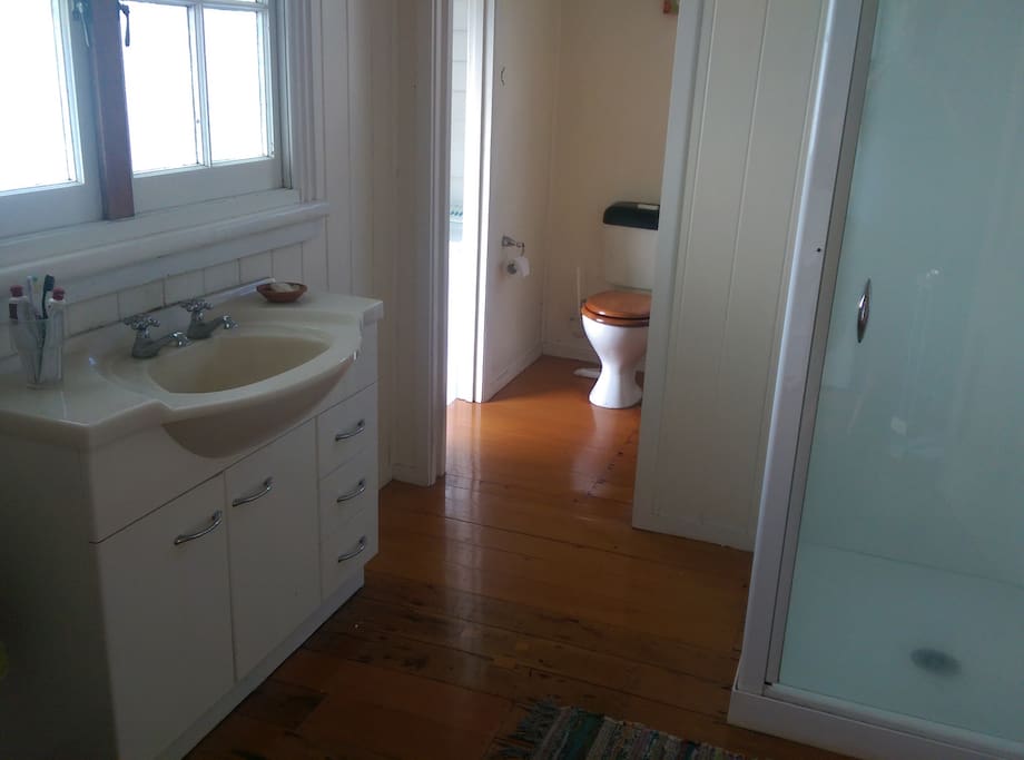 Shared bathroom, laundry and shower