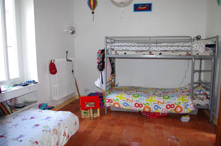 Detská izba: 3 lôžka