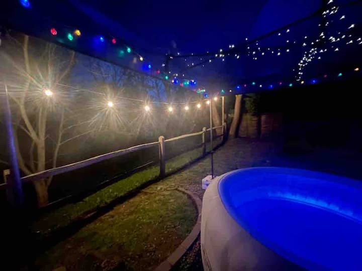 Forest Edge Log Cabin photo 4