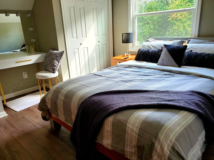 საძინებელი 1