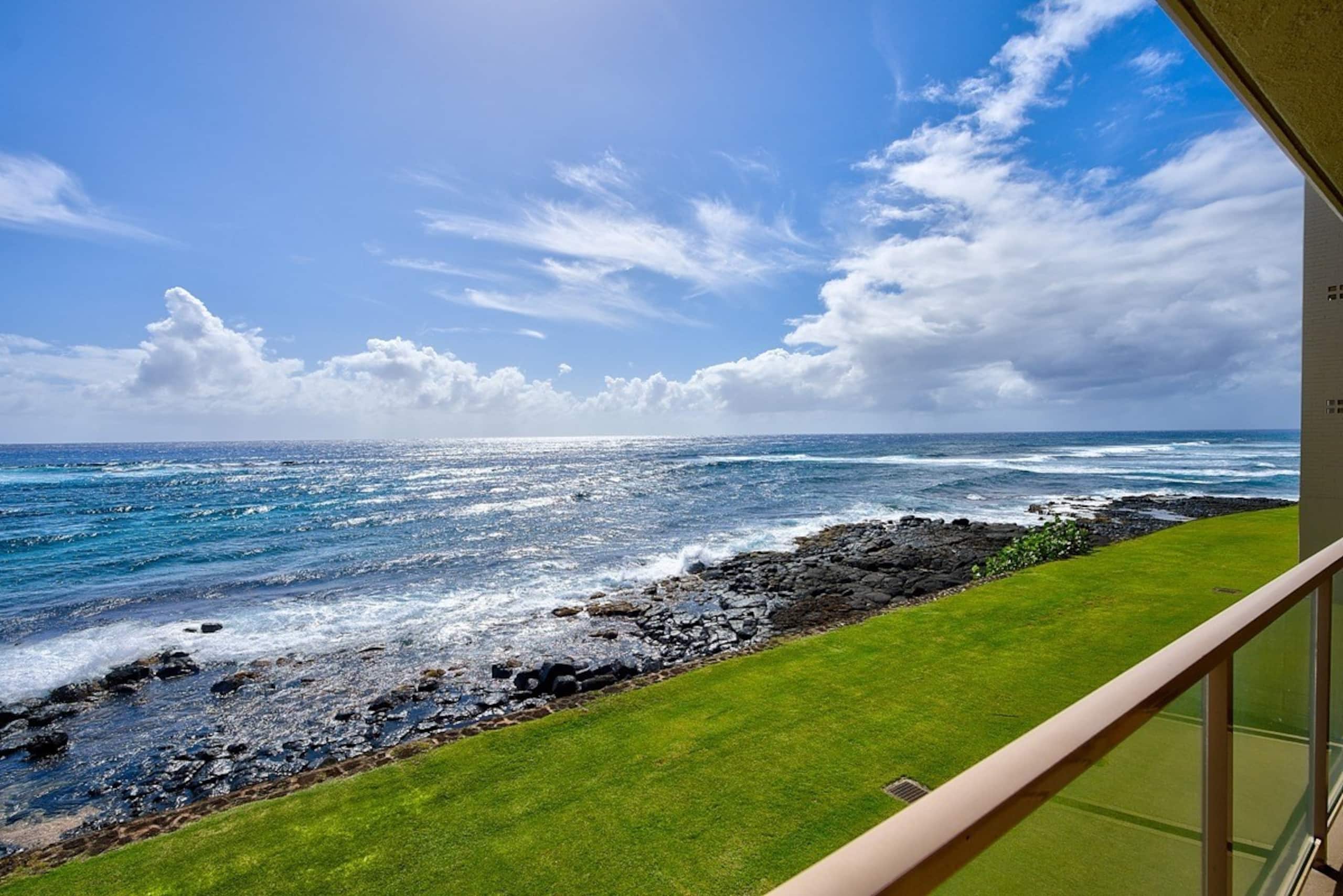 Ocean Front, Kuhio Shores, 30 ft to the water A/C - Photo 16