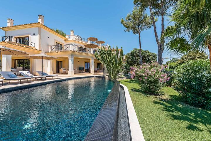 Luxury Villa with Heated Pool in Santa Ponca gallery image 2